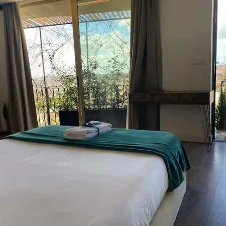 100 Steps Amazing View Διαμέρισμα