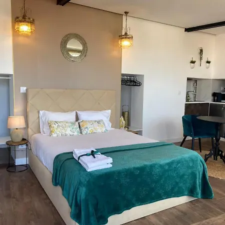 100 Steps Amazing View Apartman *