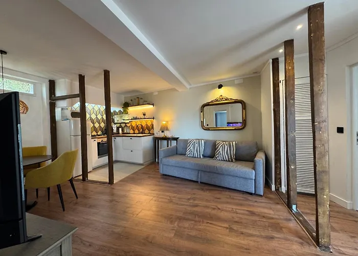 100 Steps Amazing View Апартаменти *