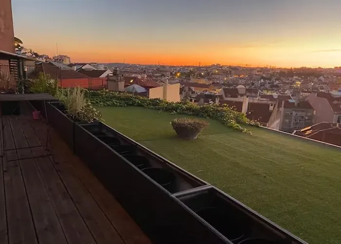 Апартаменти 100 Steps Amazing View *