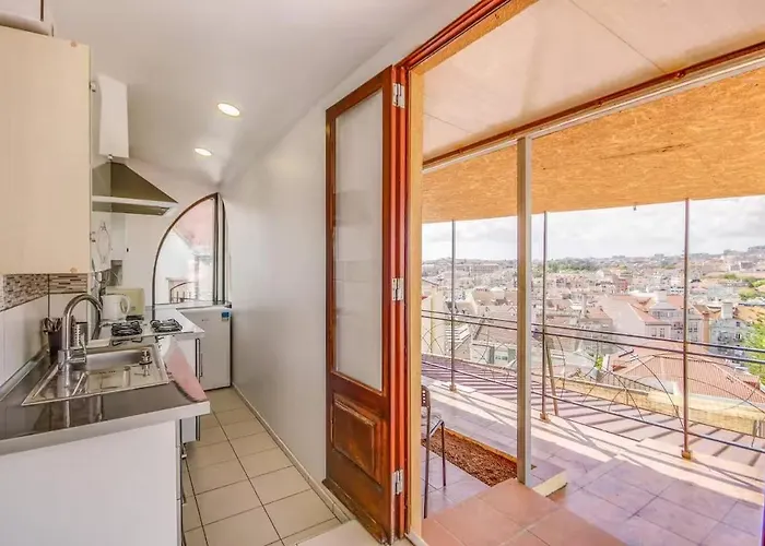 100 Steps Amazing View Lisbon