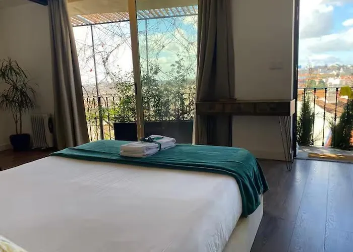 100 Steps Amazing View Апартаменти