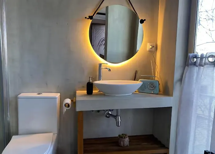 Апартаменти 100 Steps Amazing View *